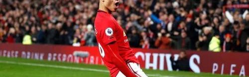  曼联逆转埃弗顿，拉什福德双响救主  