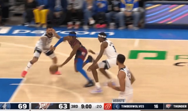  爱德华兹三分绝杀雷霆，森林狼逆袭升位  