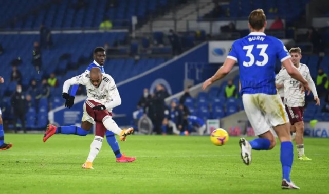  阿森纳萨卡连场传射显核心  