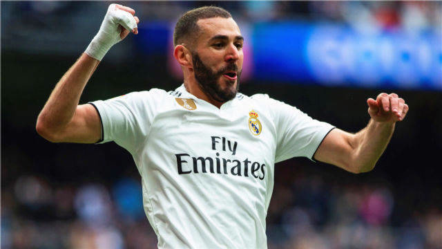  哈兰德戴帽曼城狂胜，刷新队史进球纪录  