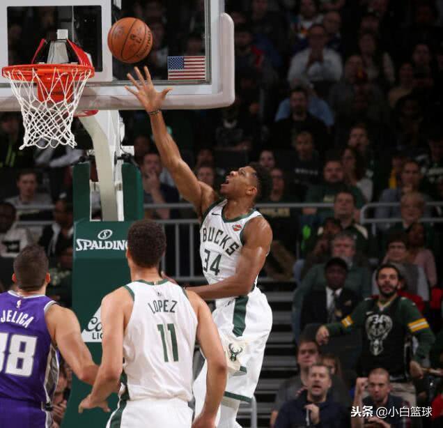  字母哥三双，雄鹿登顶东部  